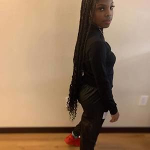 Meet your Posher, Rina